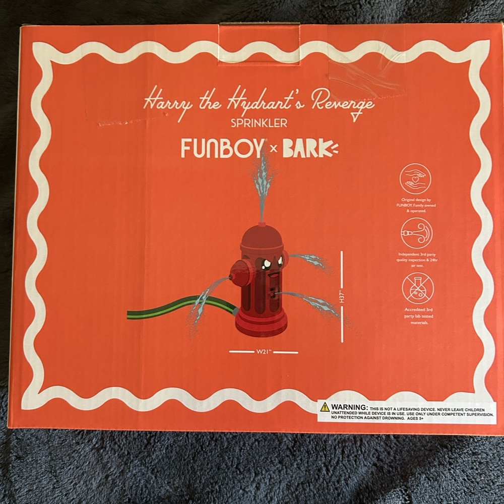 Funboy x Bark Harry the Hydrant Sprinkler for dogs